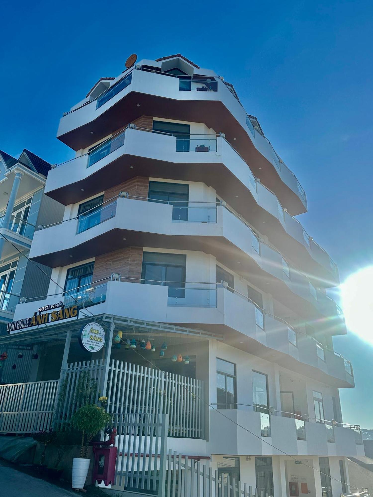Khach San Anh Sang - Light House Hotel Dalat Luaran gambar